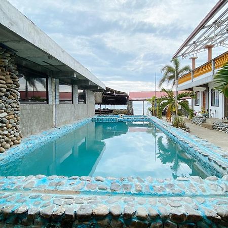 White Castle Beach Resort Iba Zambales Botolan 외부 사진