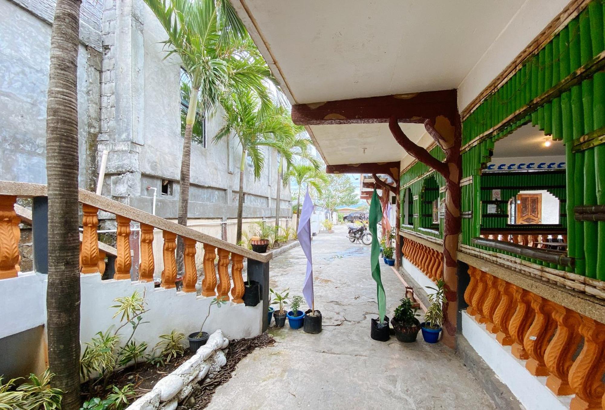 White Castle Beach Resort Iba Zambales Botolan 외부 사진